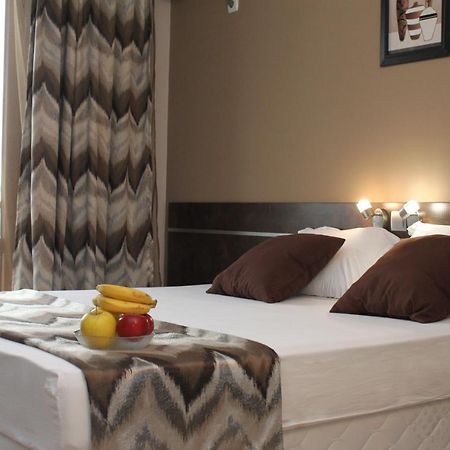 Sea & Hill Guest Houses Хотелски Тип 洛泽内茨 外观 照片