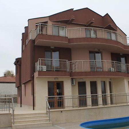 Sea & Hill Guest Houses Хотелски Тип 洛泽内茨 外观 照片