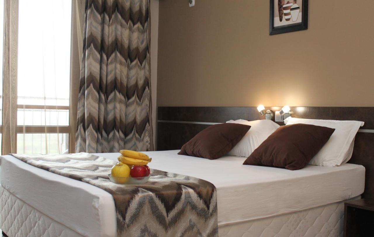 Sea & Hill Guest Houses Хотелски Тип 洛泽内茨 外观 照片