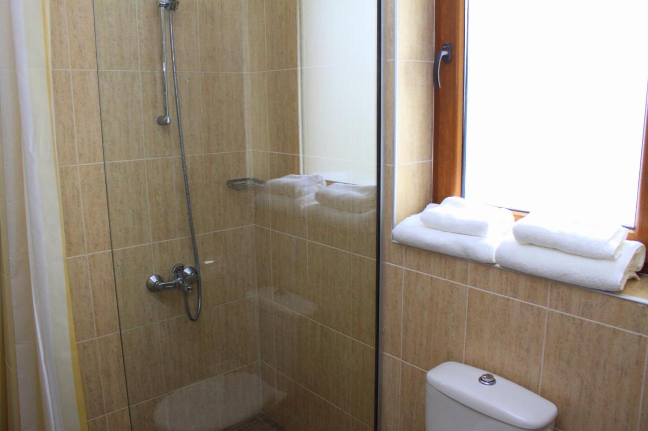 Sea & Hill Guest Houses Хотелски Тип 洛泽内茨 外观 照片
