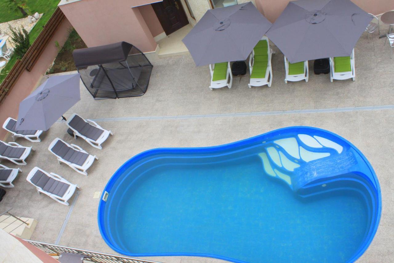 Sea & Hill Guest Houses Хотелски Тип 洛泽内茨 外观 照片