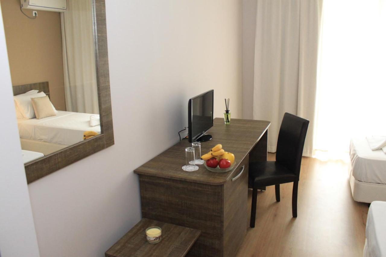 Sea & Hill Guest Houses Хотелски Тип 洛泽内茨 外观 照片
