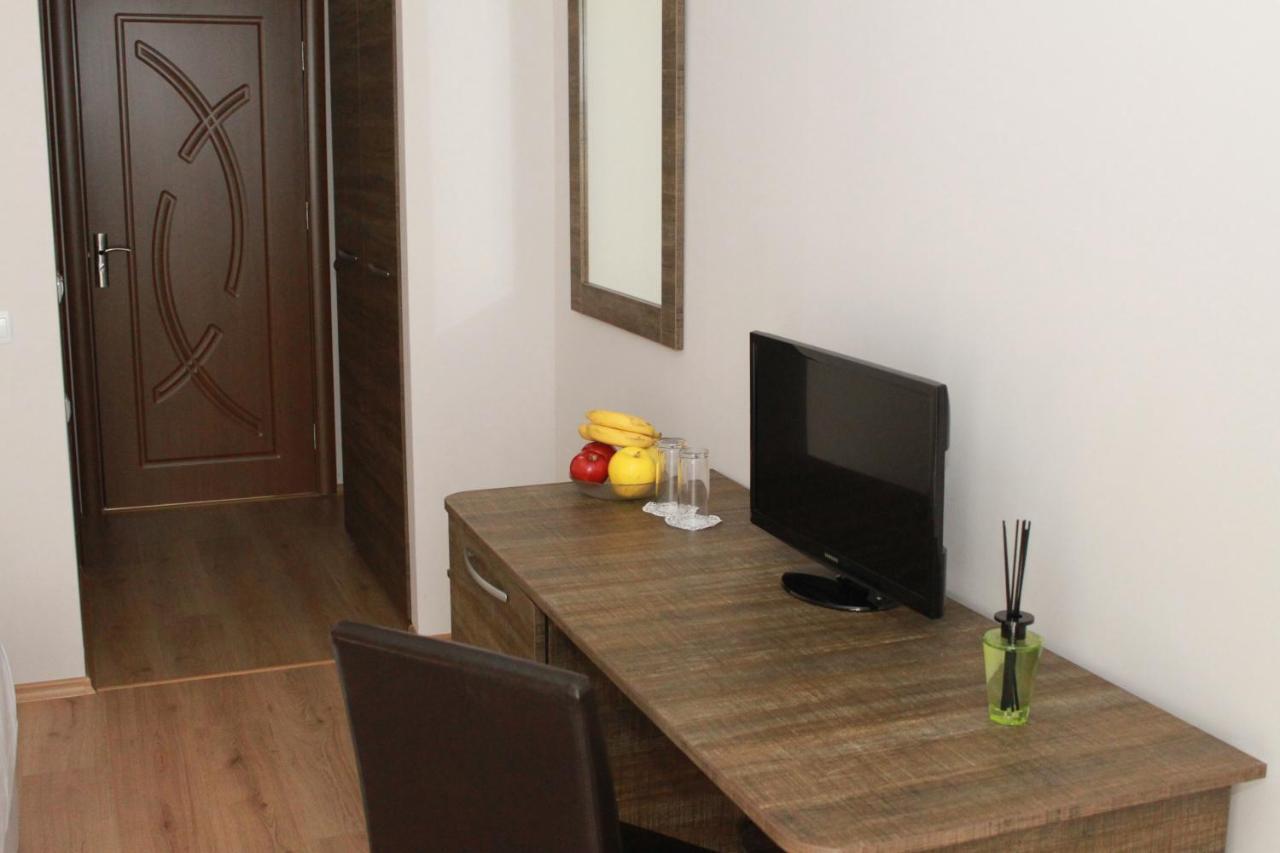 Sea & Hill Guest Houses Хотелски Тип 洛泽内茨 外观 照片